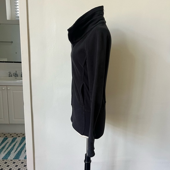 Lululemon Athletica Black Radiant Funnel Neck Jacket Sweatshirt Size 4 - Picture 5 of 9